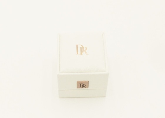 Boîte-cadeau fait sur commande de soutien de luxe exquis blanc pur de Ring Jewelry Box Velvet Lining