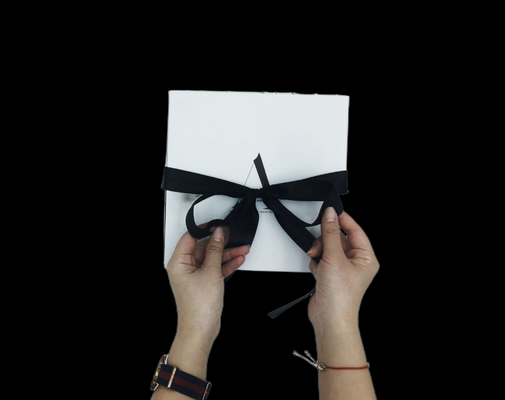 Emballage d'oeufs fileté de boîte-cadeau de Noël de graffiti de pli de double ouverture de ruban demi