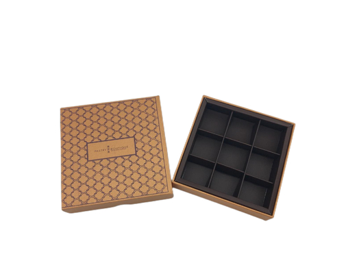 L'exclusivité conçoivent Logo Clothing Luxury Gift Box en fonction du client avec le ruban