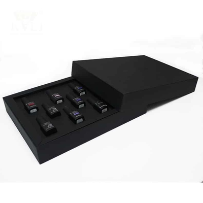 La boîte de luxe d'emballage de vernis à ongles a placé la boîte de fermeture d'aimant de Matt Black Handmade Custom Logo