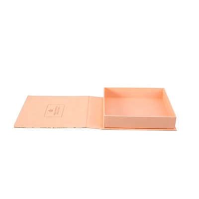 La collection de empaquetage de luxe faite sur commande de maquillage de cosmétiques enferme dans une boîte le boîte-cadeau magnétique de carton de fermeture de couvercle pour l'emballage
