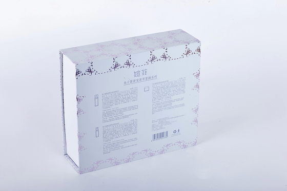 Logo Empty Luxury Cosmetic Packaging adapté aux besoins du client enferme dans une boîte pour le rouge à lèvres