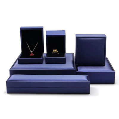 Cuir l'épousant de luxe de Ring Storage Gift Box Brushed de bijoux