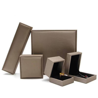 Cuir l'épousant de luxe de Ring Storage Gift Box Brushed de bijoux