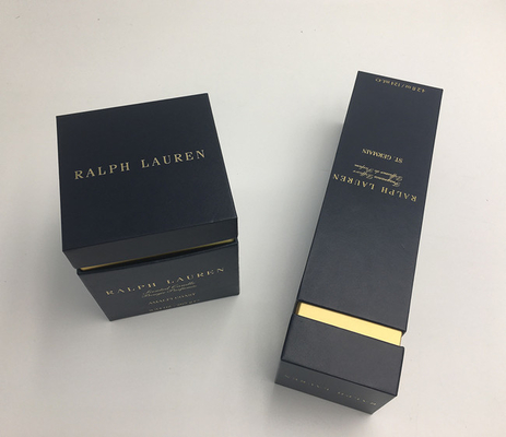 Bon prix Boîte-cadeau de luxe cosmétique de métier de papier de parfum de boîte-cadeau de CMYK en ligne