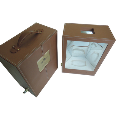 Bon prix Boîte de luxe d'emballage de vin de carton avec la boîte de présentation en cuir en verre de vin de poignée en ligne
