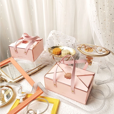 Bon prix Bronzage de la boîte de papier d'emballage de sucrerie de poignée portative pour des cadeaux d'invité de noce en ligne